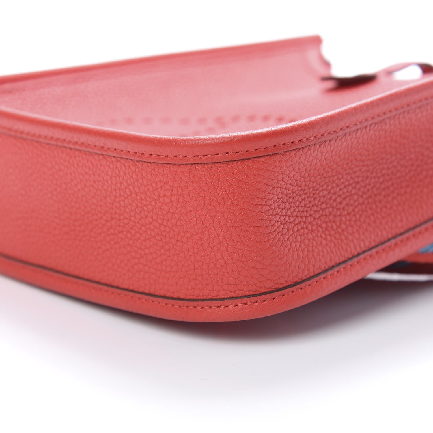 Hermes Taurillon Clemence Evelyne TPM Rouge De Coeur Bleu Du Nord 9 of 10