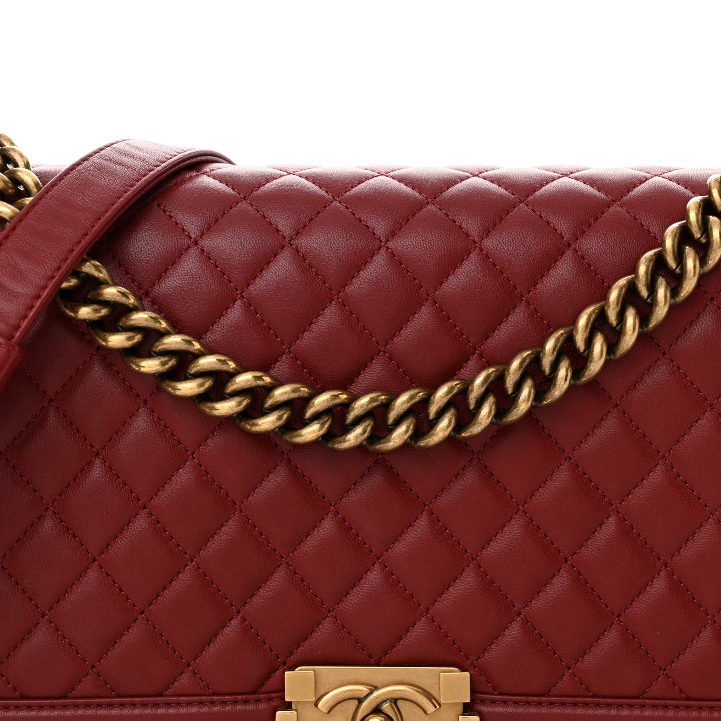 Lambskin Quilted New Medium Boy Flap Red
