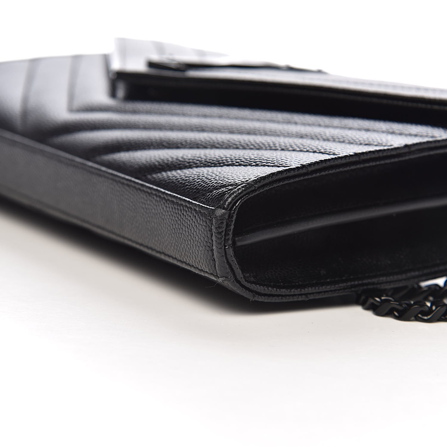 Saint Laurent Grain De Poudre Matelasse Chevron Monogram Chain Wallet Black 9 of 10