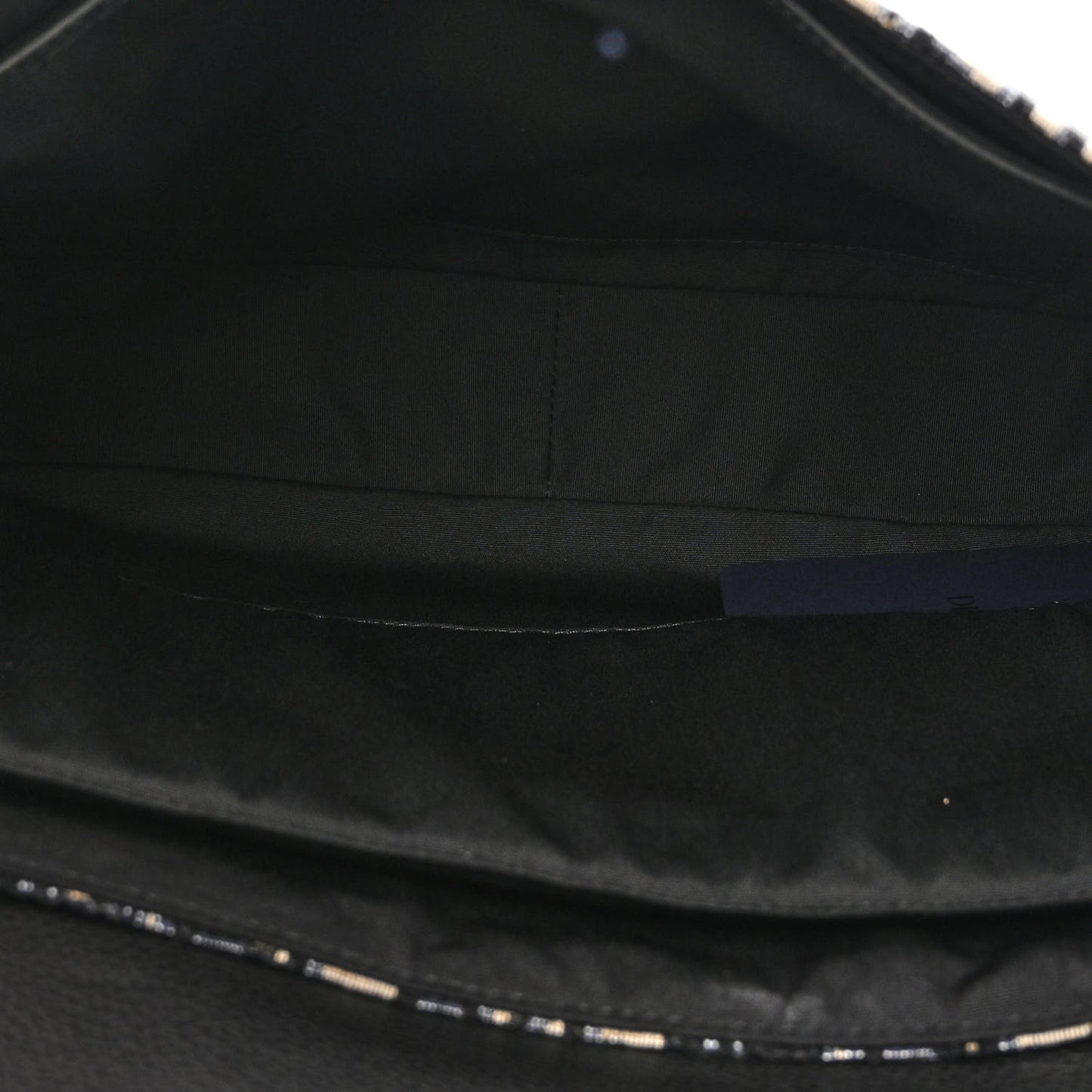 Grained Calfskin Oblique Saddle Messenger Black