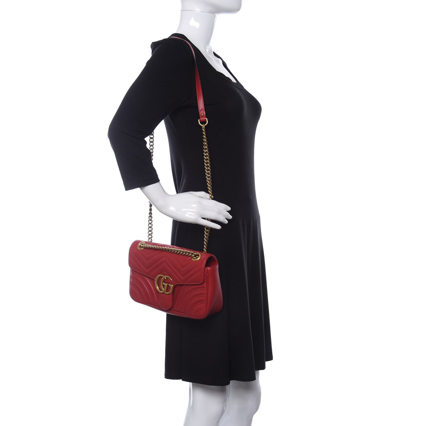 Calfskin Matelasse Small GG Marmont Shoulder Bag Hibiscus Red