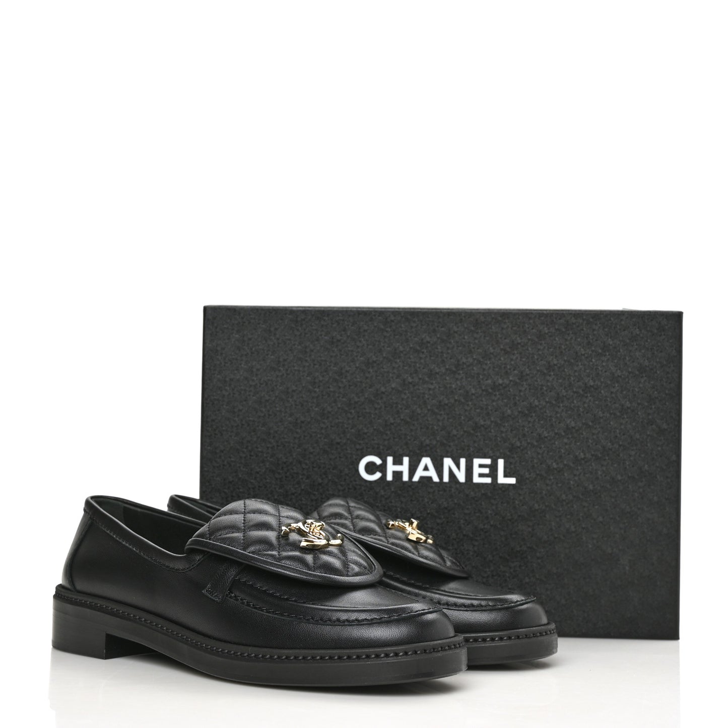 Lambskin Quilted CC Turnlock Loafers 38 Black