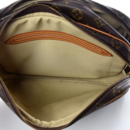 Louis Vuitton Monogram Reporter PM 5 of 8