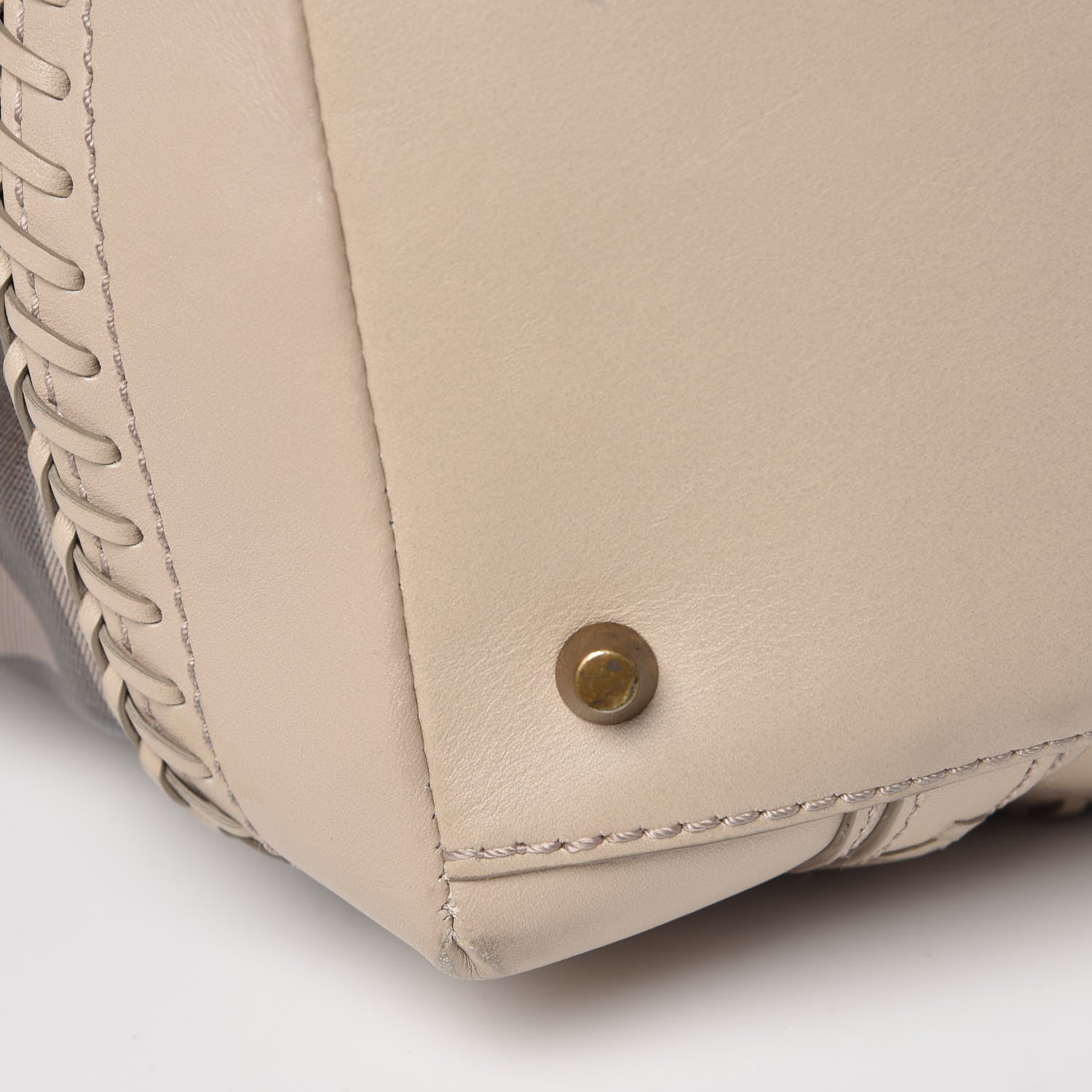 Burberry Smoked Check Tote Trench 13 of 13
