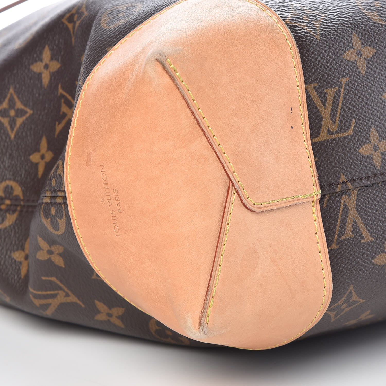 Louis Vuitton Monogram Berri MM 8 of 14