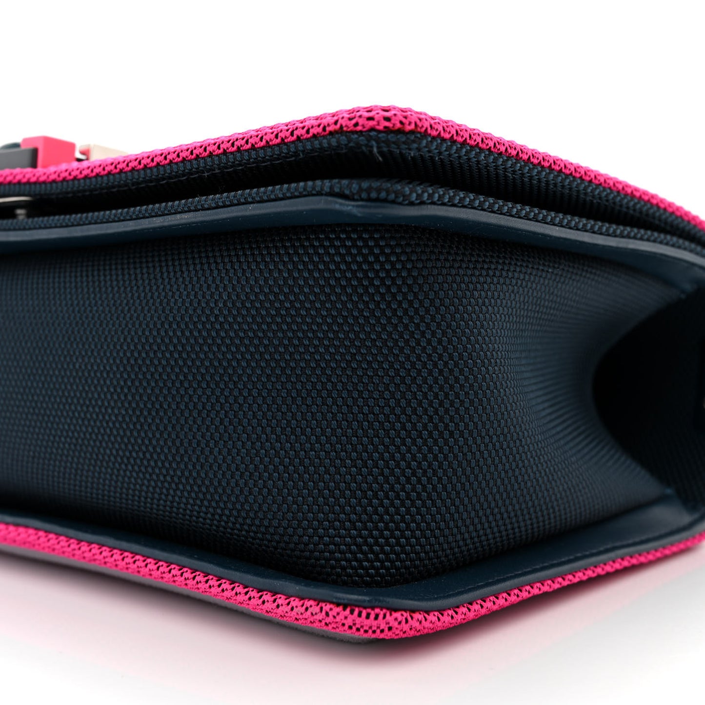 Canvas Quilted Medium Fluo Boy Flap Dark Navy Fuchsia Grey