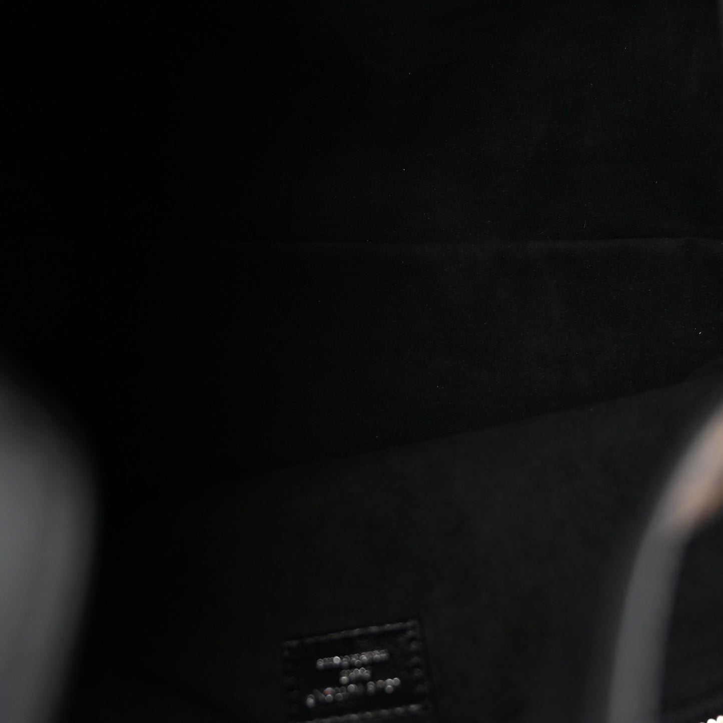 Lambskin CarryAll Vibe MM Black