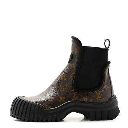 Louis Vuitton Patent Monogram Ruby Flat Ankle Boots 37 Black 1 of 8