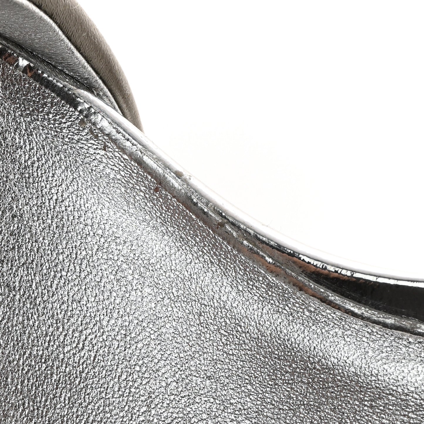 Metallic Pebbled Calfskin Rockstud Asymmetric 100mm Sandals 37.5 Silver