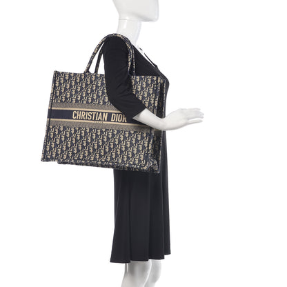 Christian Dior Oblique Book Tote Blue Multicolor 2 of 9