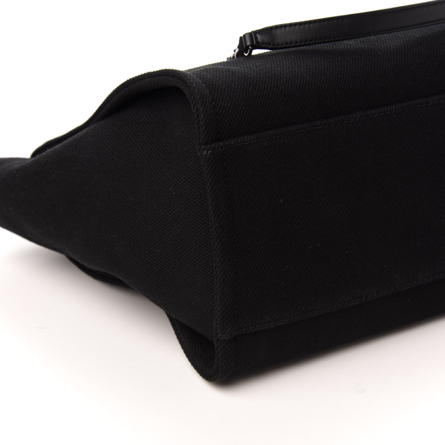 Canvas Pearl Medium Deauville Tote Black