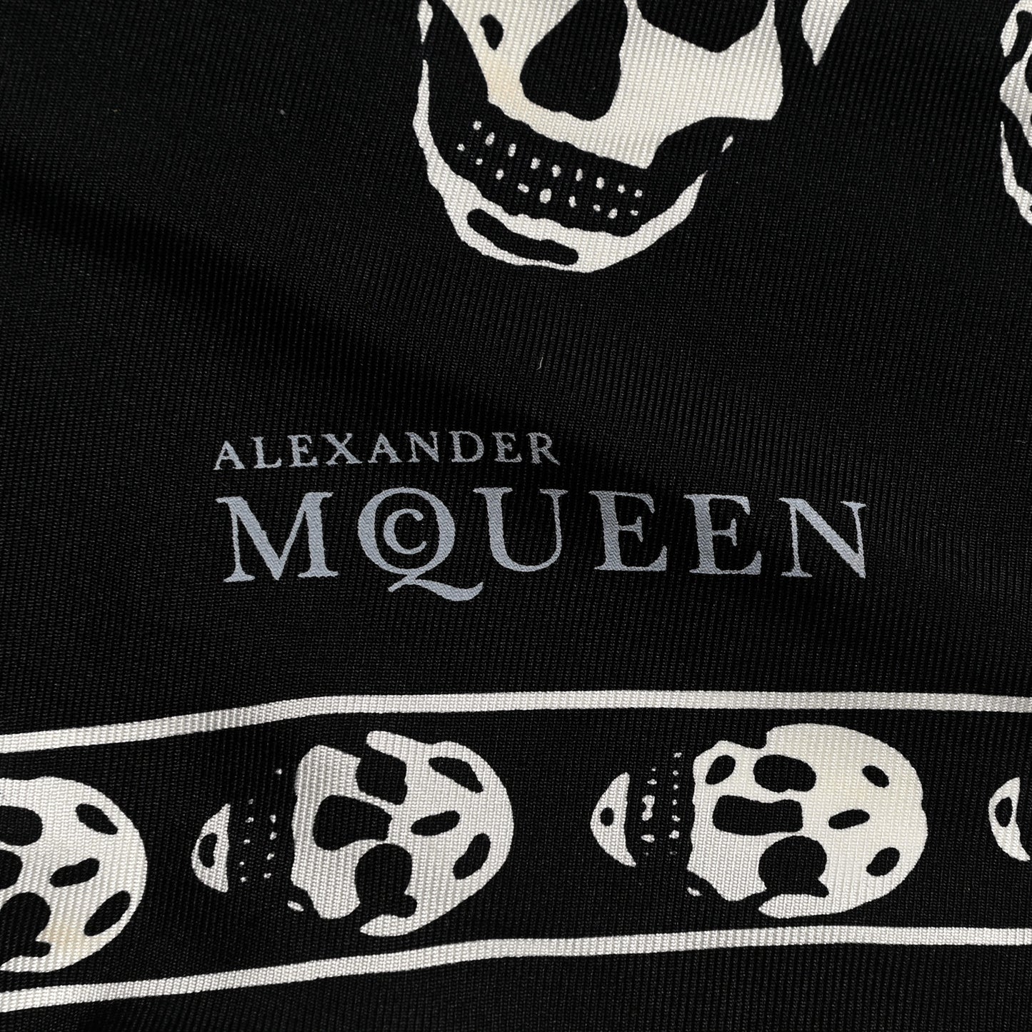 Silk Small Skull Scarf Black Ivory