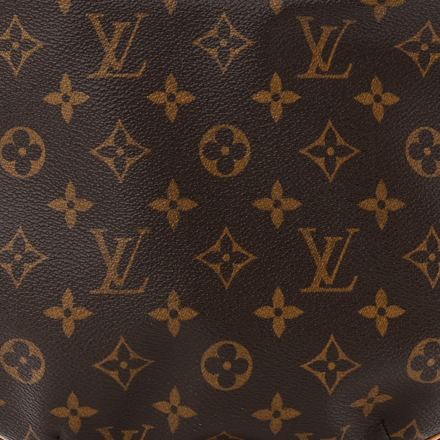 Monogram Croissant MM