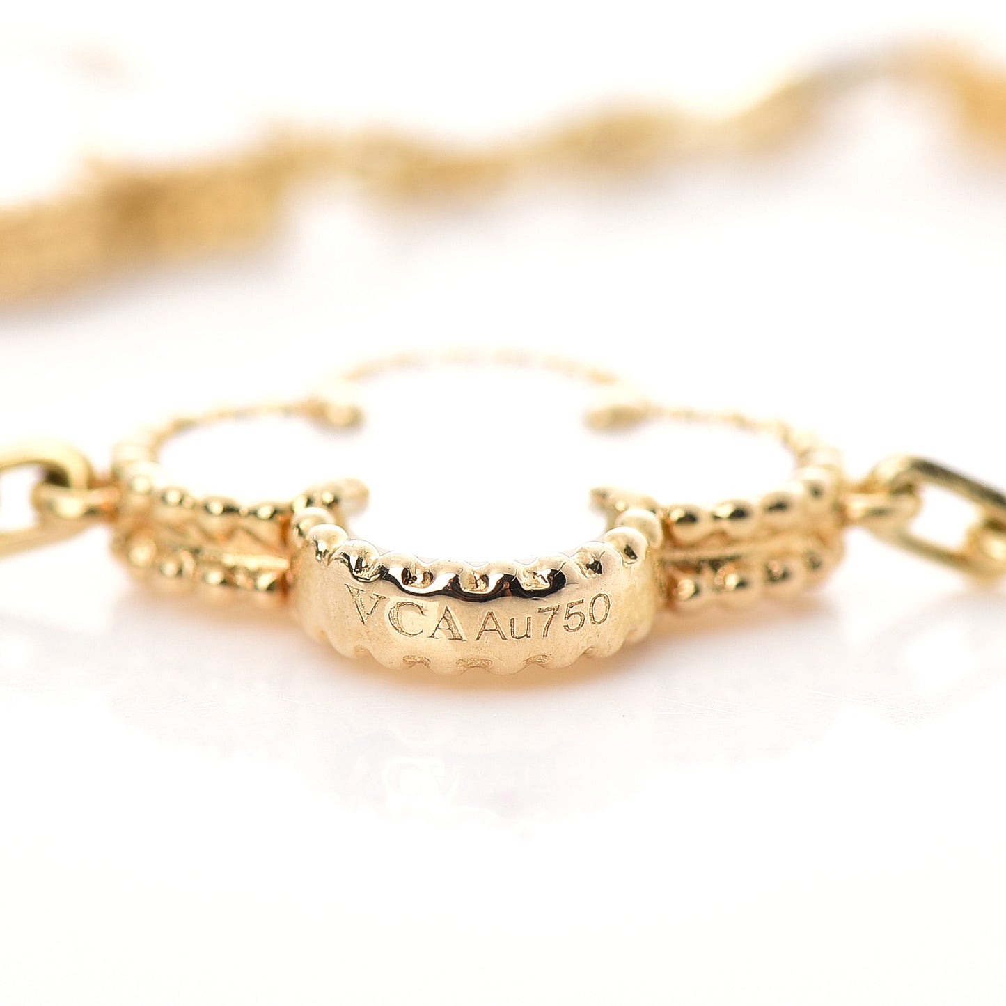 18K Yellow Gold Mother of Pearl 5 Motifs Vintage Alhambra Bracelet