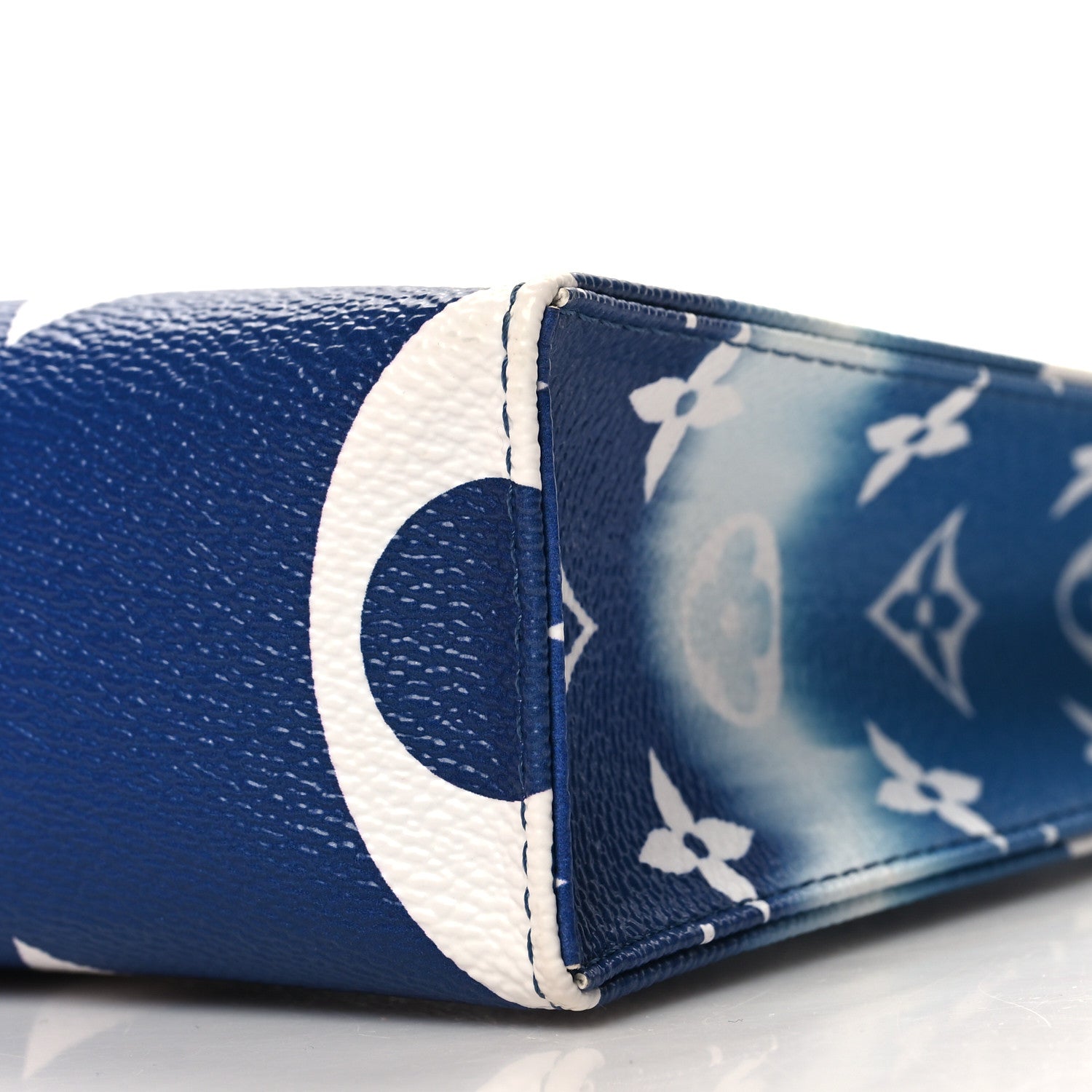 Louis Vuitton Monogram Escale Toiletry Pouch 26 Blue 10 of 11