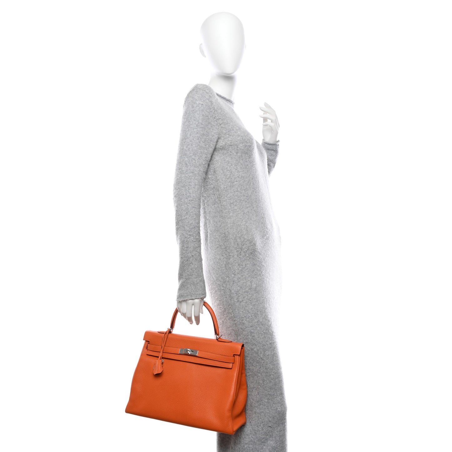 Taurillon Clemence Kelly Retourne 35 Orange