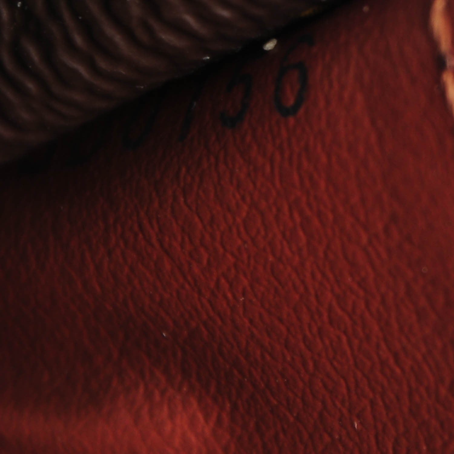 Louis Vuitton Monogram Sarah Wallet NM 7 of 7