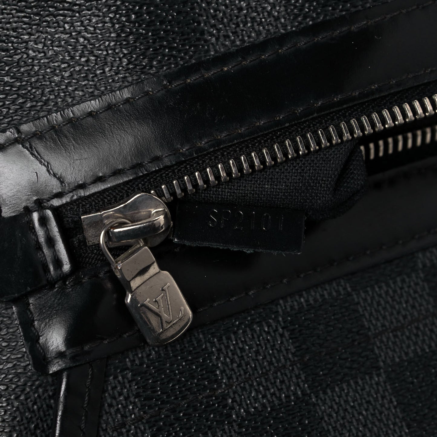 Damier Graphite Daniel MM