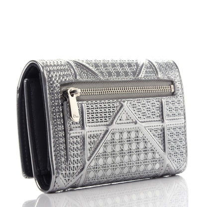 Christian Dior Metallic Patent Micro-Cannage Diorama Elancee Wallet Onyx Silver 3 of 8