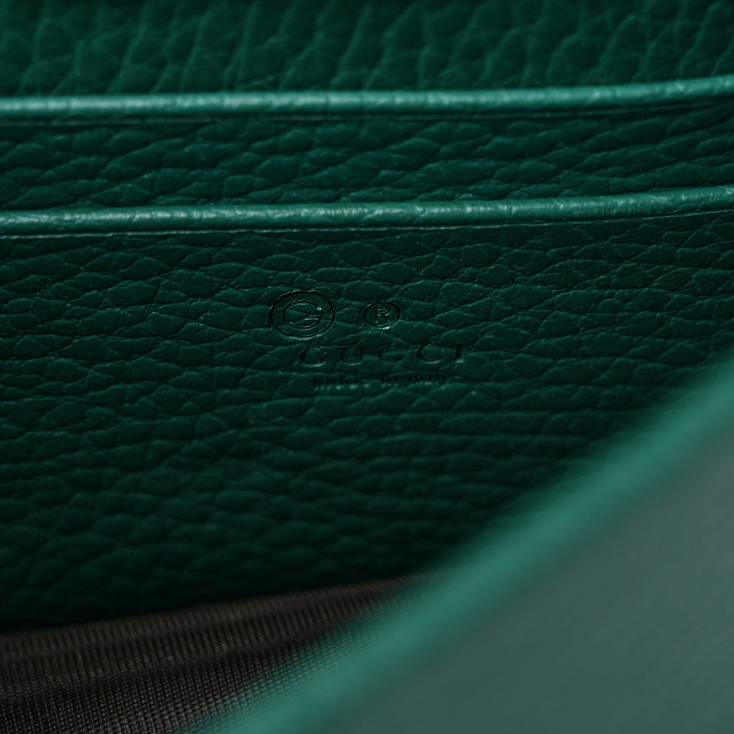 Gucci Dollar Calfskin Interlocking G Chain Wallet Emerald 5 of 9