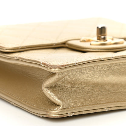 Chanel Metallic Goatskin Quilted Chic Pearls Flap Gold 9 of 11