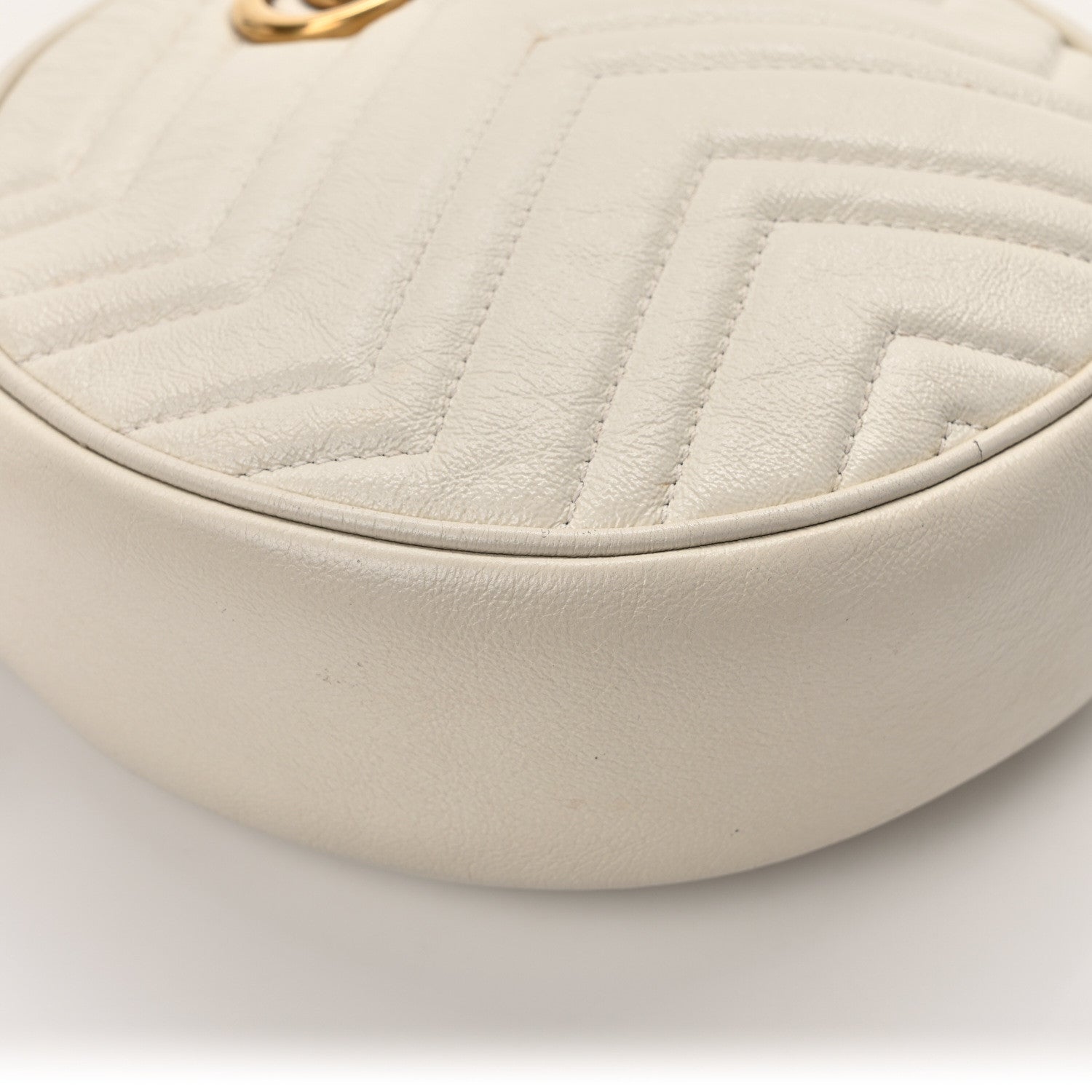 Gucci Calfskin Matelasse Mini GG Marmont Round Shoulder Bag White 11 of 15