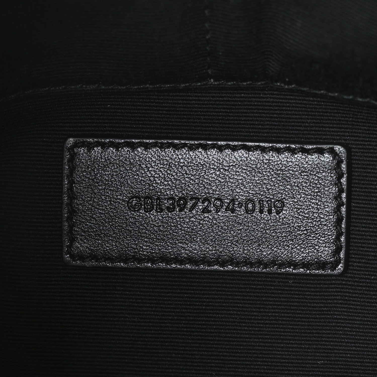 Saint Laurent Grain De Poudre Zipped Tablet Holder Black 5 of 7