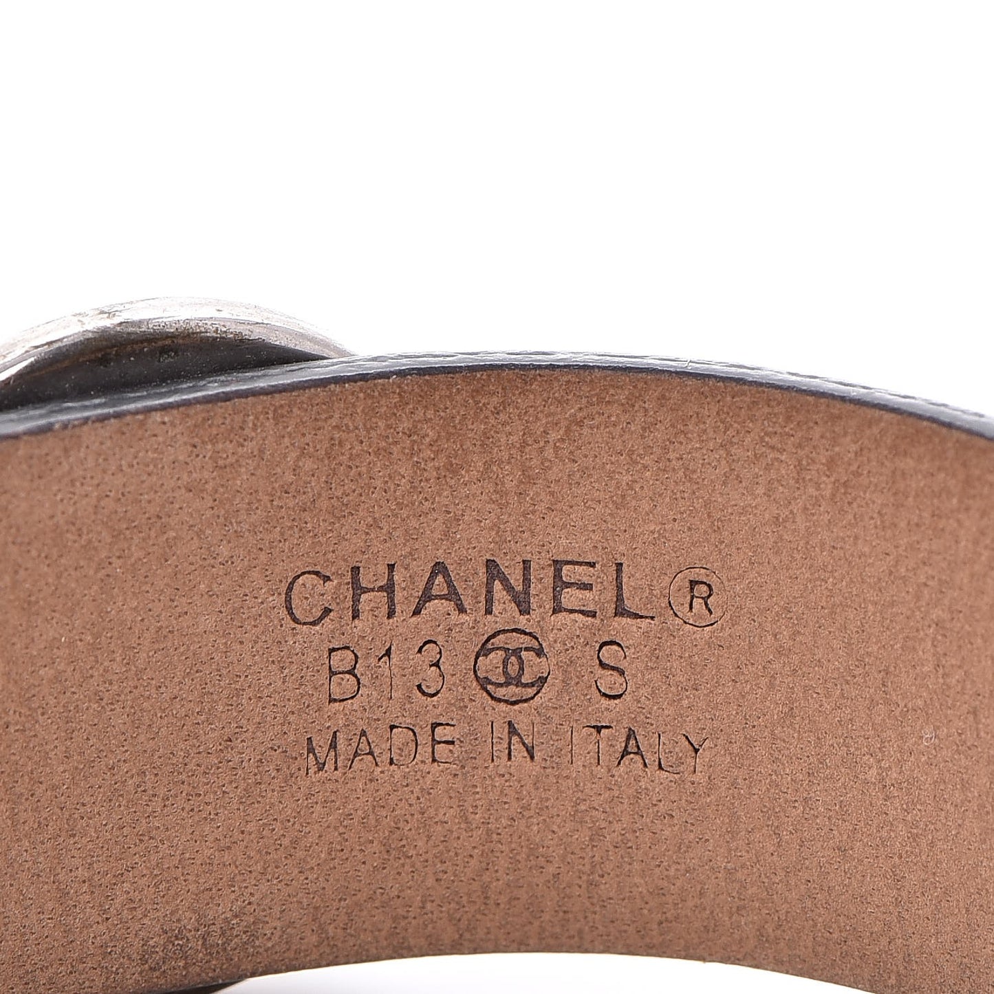 Calfskin CC Buckle Bracelet S Black