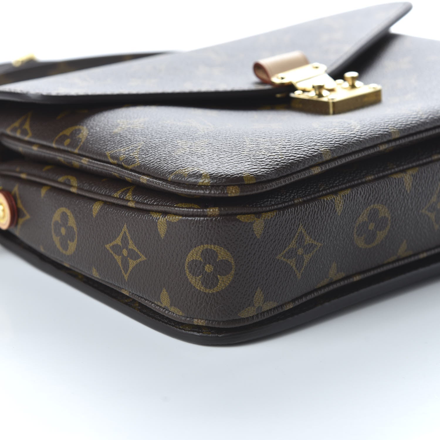 Louis Vuitton Monogram Pochette Metis 6 of 10