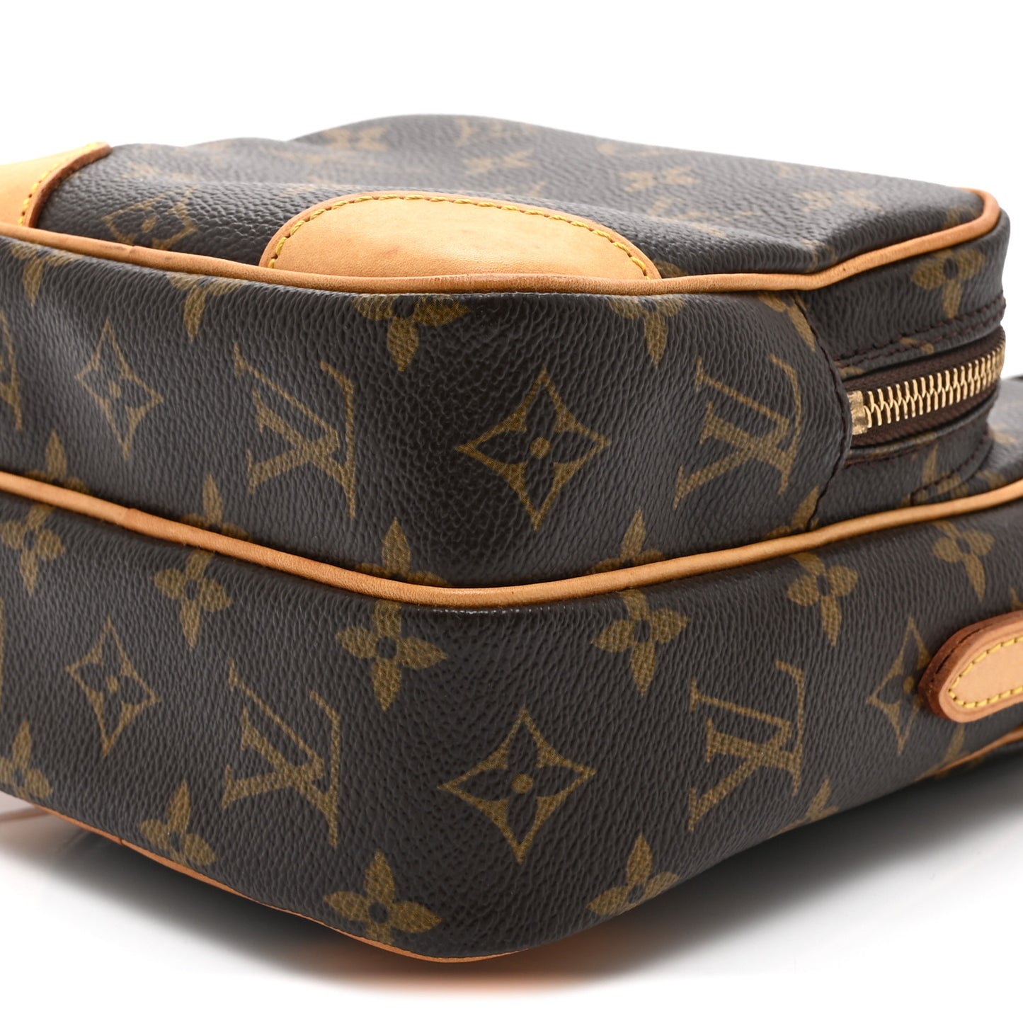 Monogram Amazone