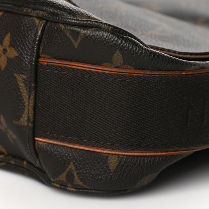 Louis Vuitton Monogram Beaubourg MM Messenger Bag 9 of 9