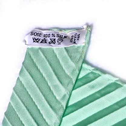 Hermes Silk Plisse Au Bord de L'Eau Scarf 90 7 of 7