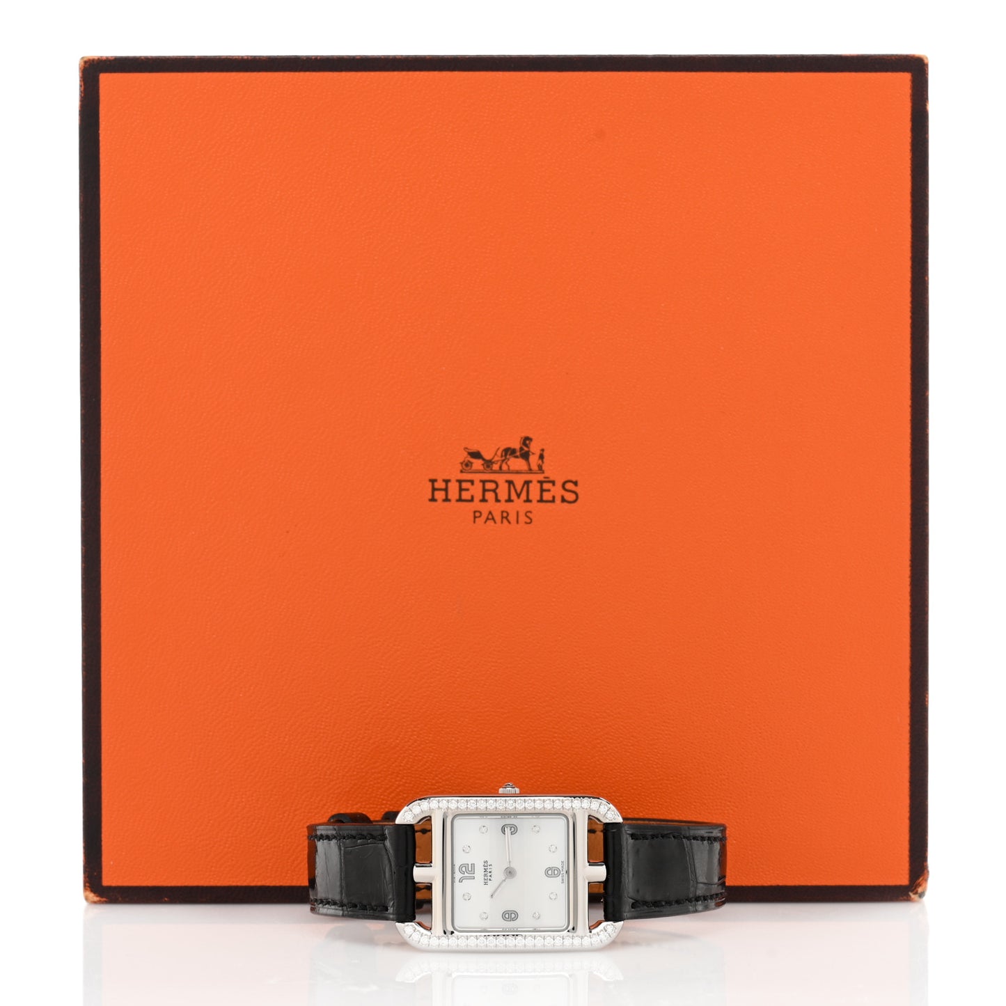 Stainless Steel Alligator Diamond Bezel Mother of Pearl 23mm Cape Cod Quartz Watch Noir
