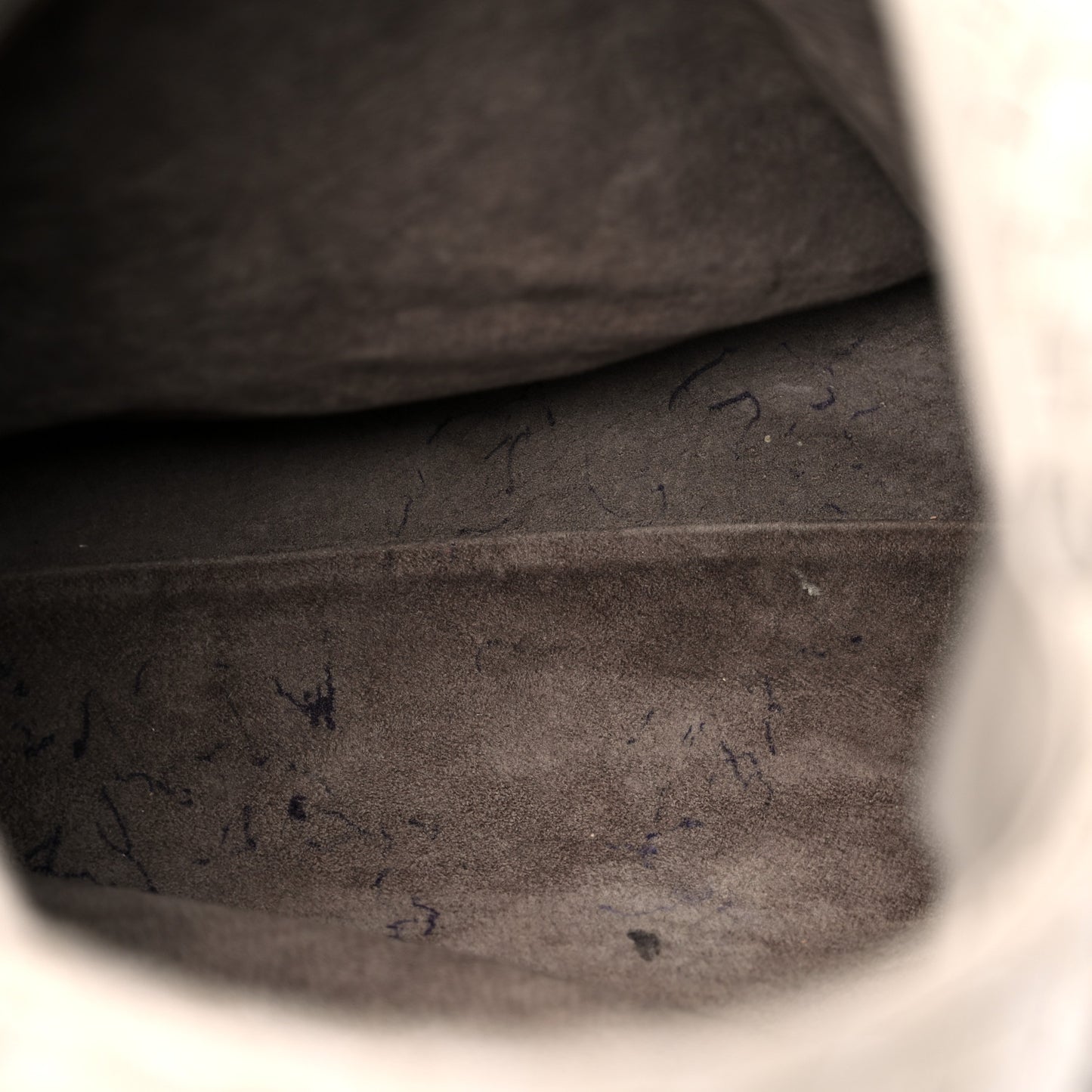 Nappa Intrecciato Sloane Hobo Fume