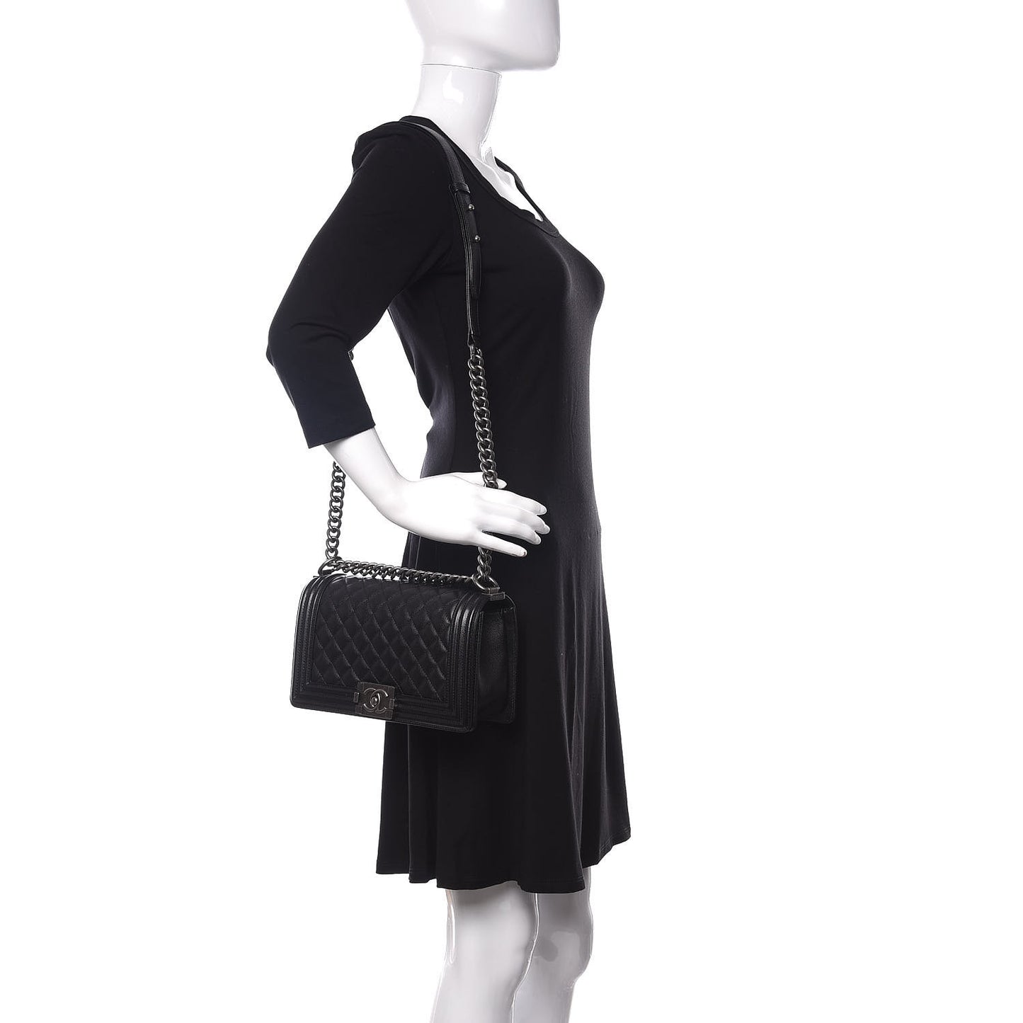 Caviar Quilted Medium Boy Flap Black