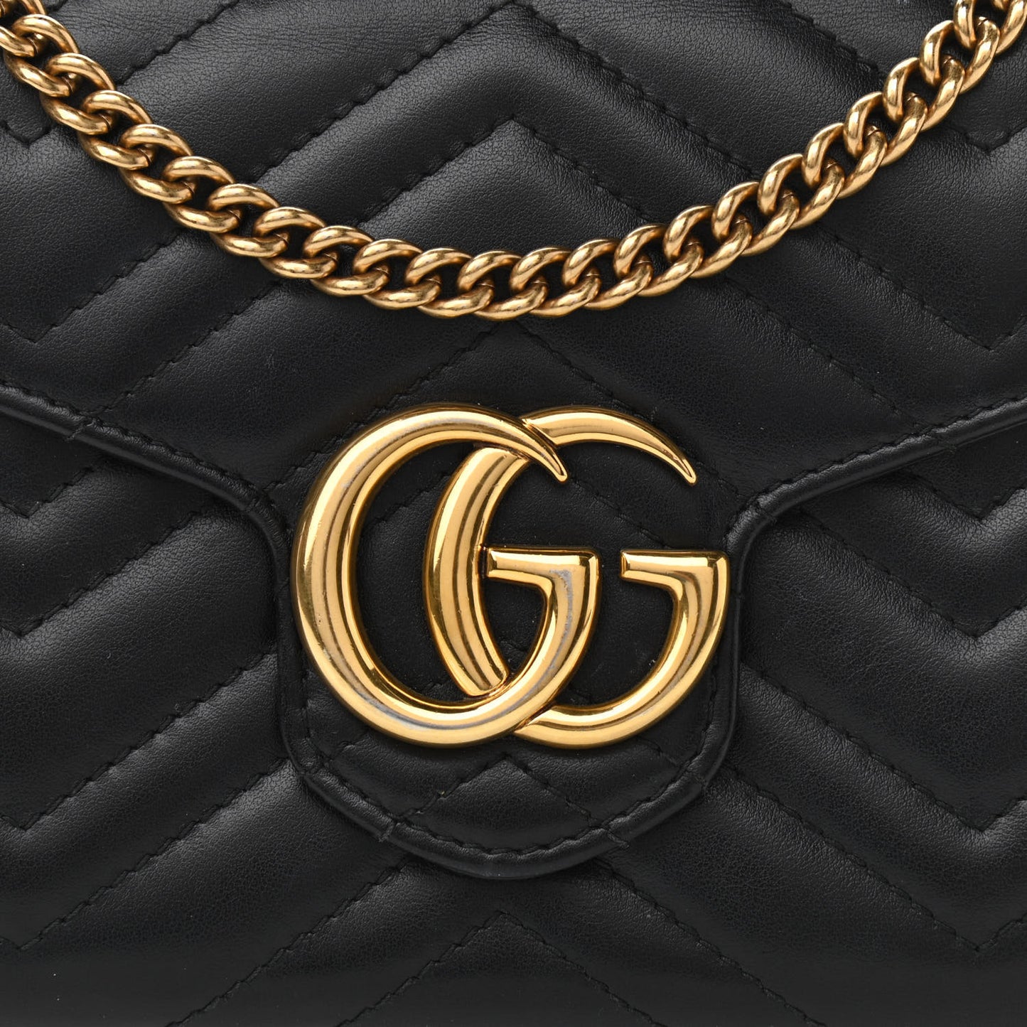 Calfskin Matelasse GG Marmont Chain Wallet Black