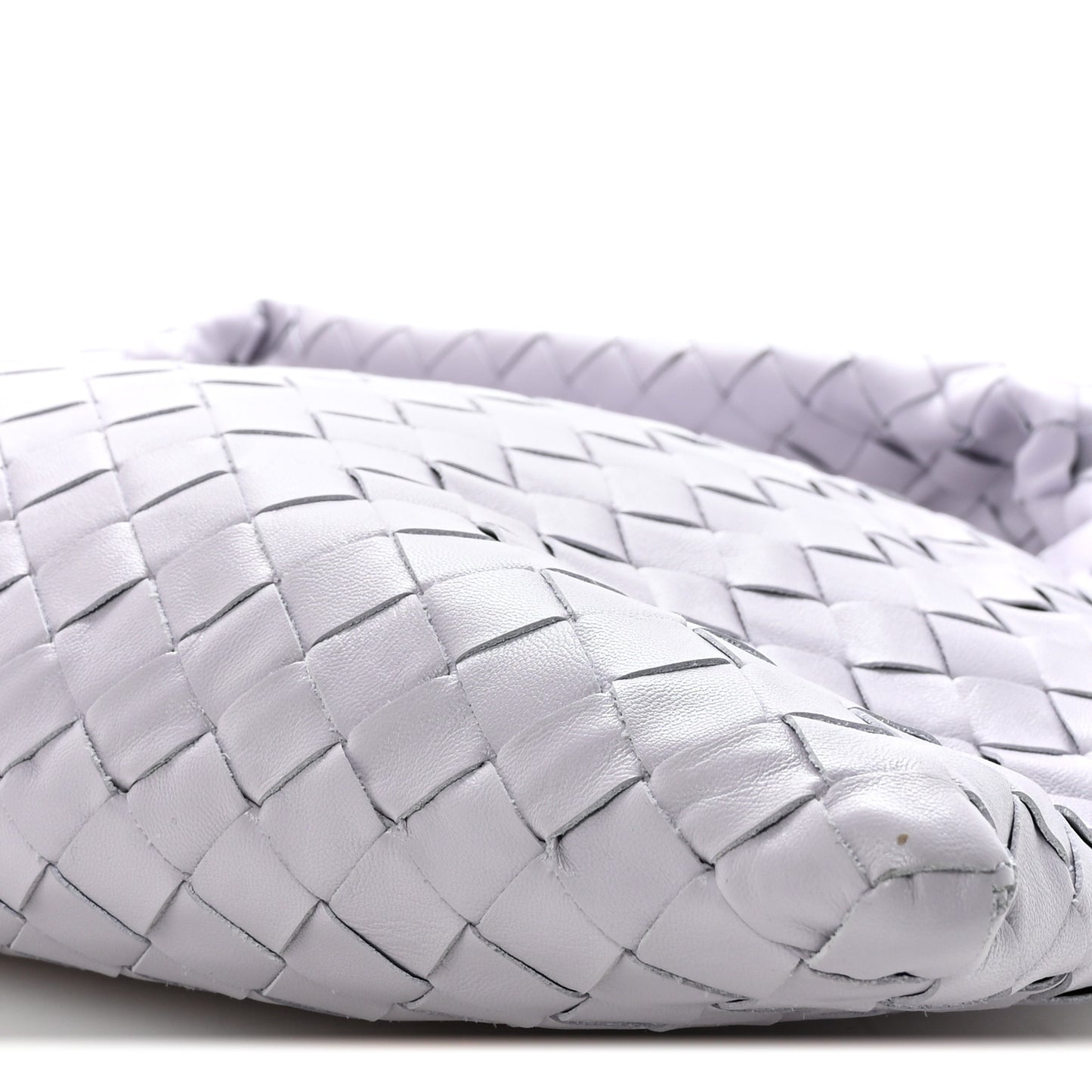 Calfskin Intrecciato Small Hop Oyster Lilac