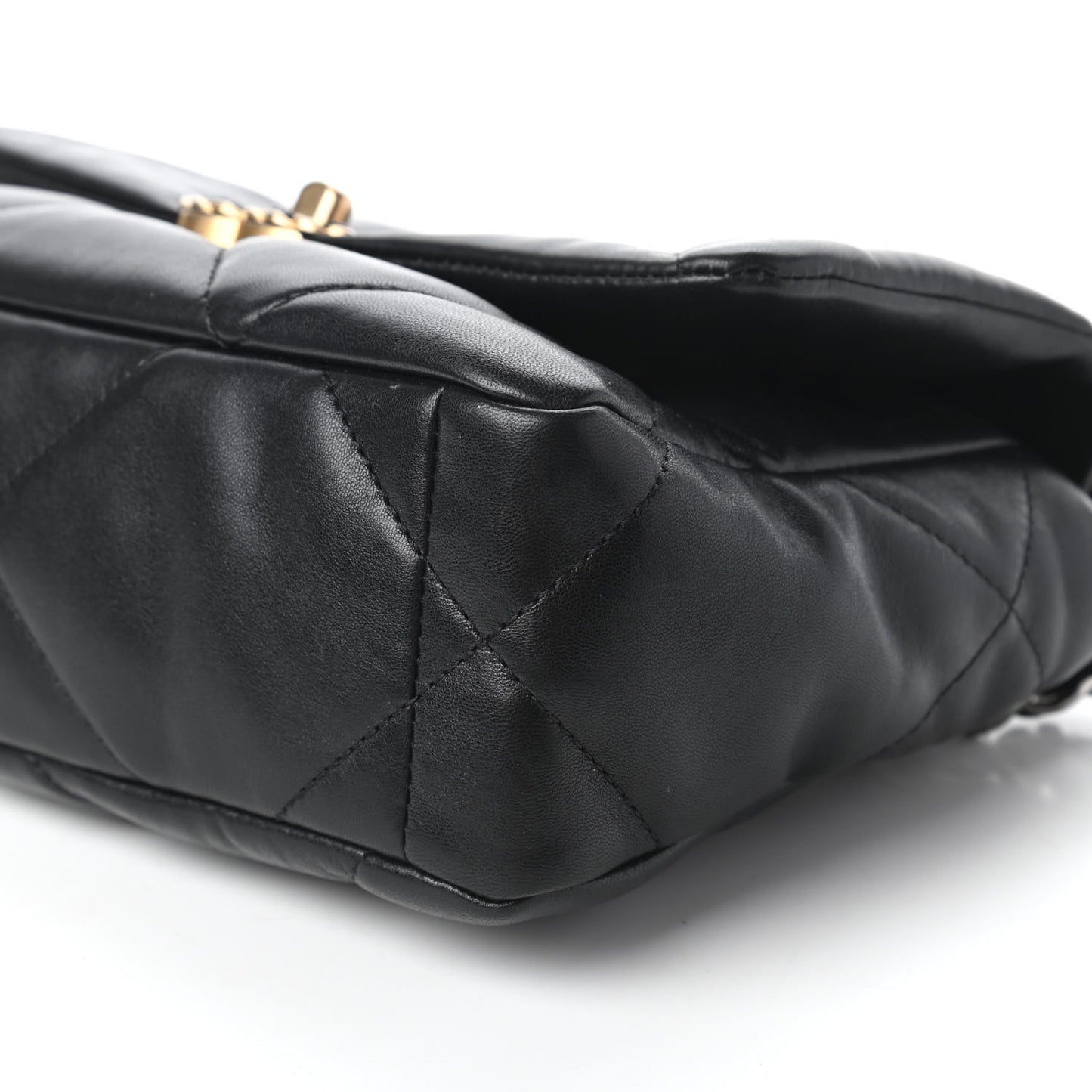 Lambskin Quilted Medium Chanel 19 Flap Black