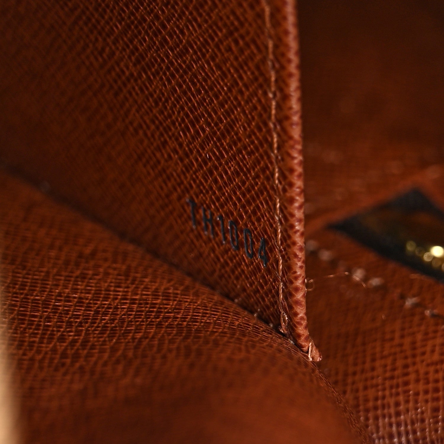 Louis Vuitton Monogram Cite MM 7 of 10