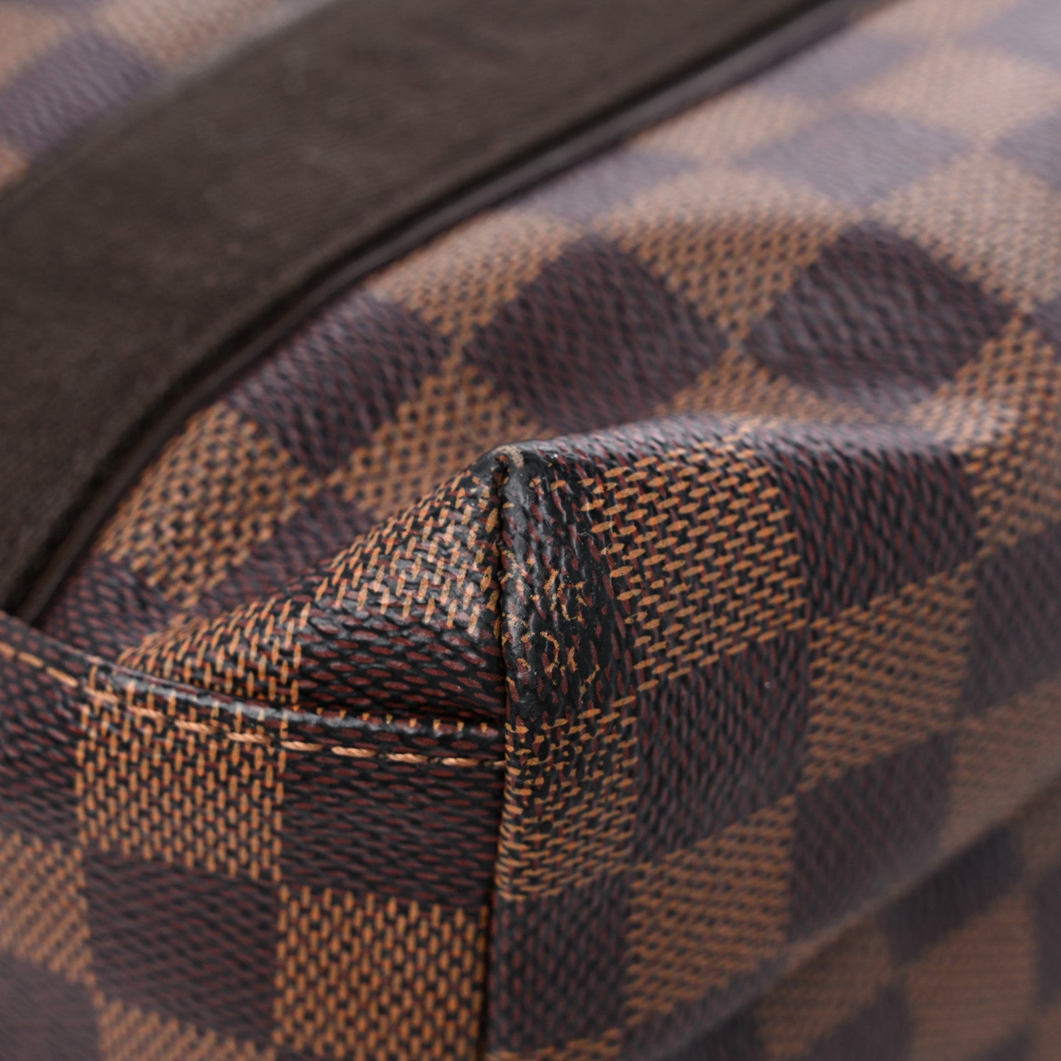 Louis Vuitton Damier Ebene Beaubourg 10 of 14