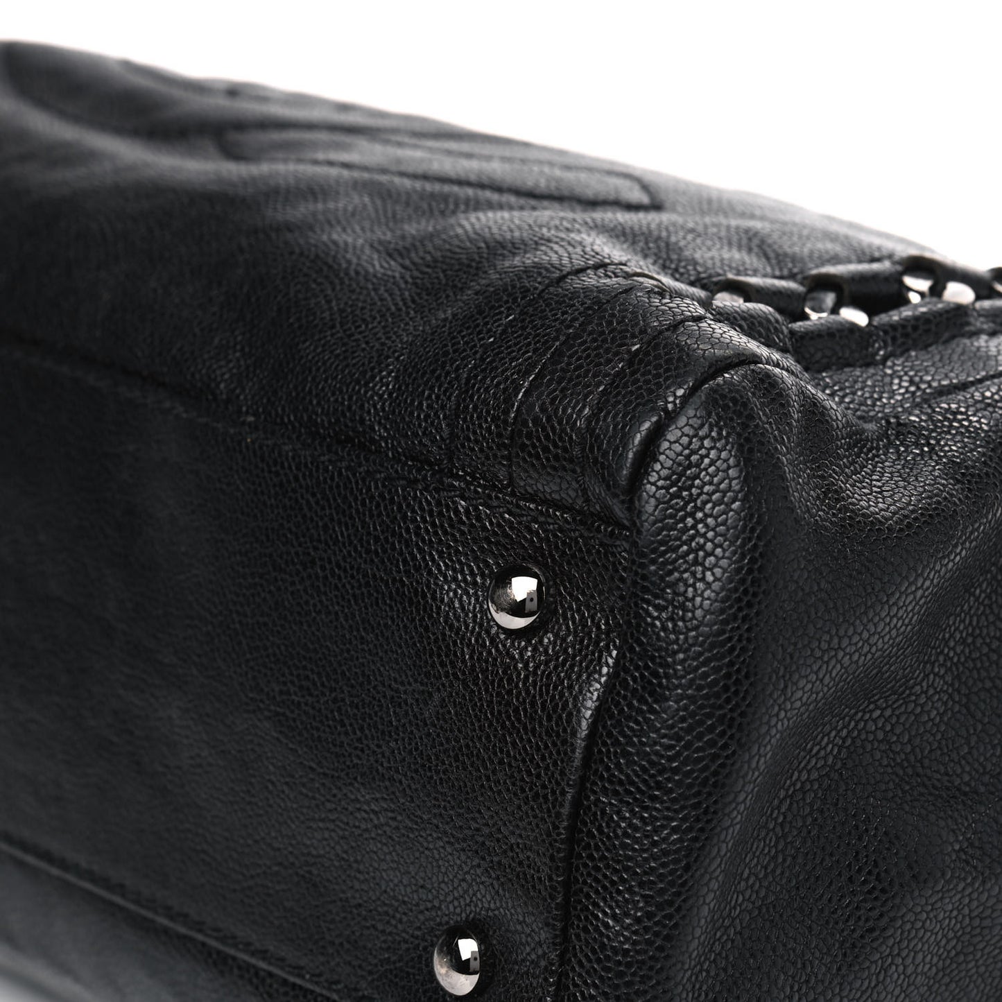 Glazed Caviar Modern Chain Tote Black