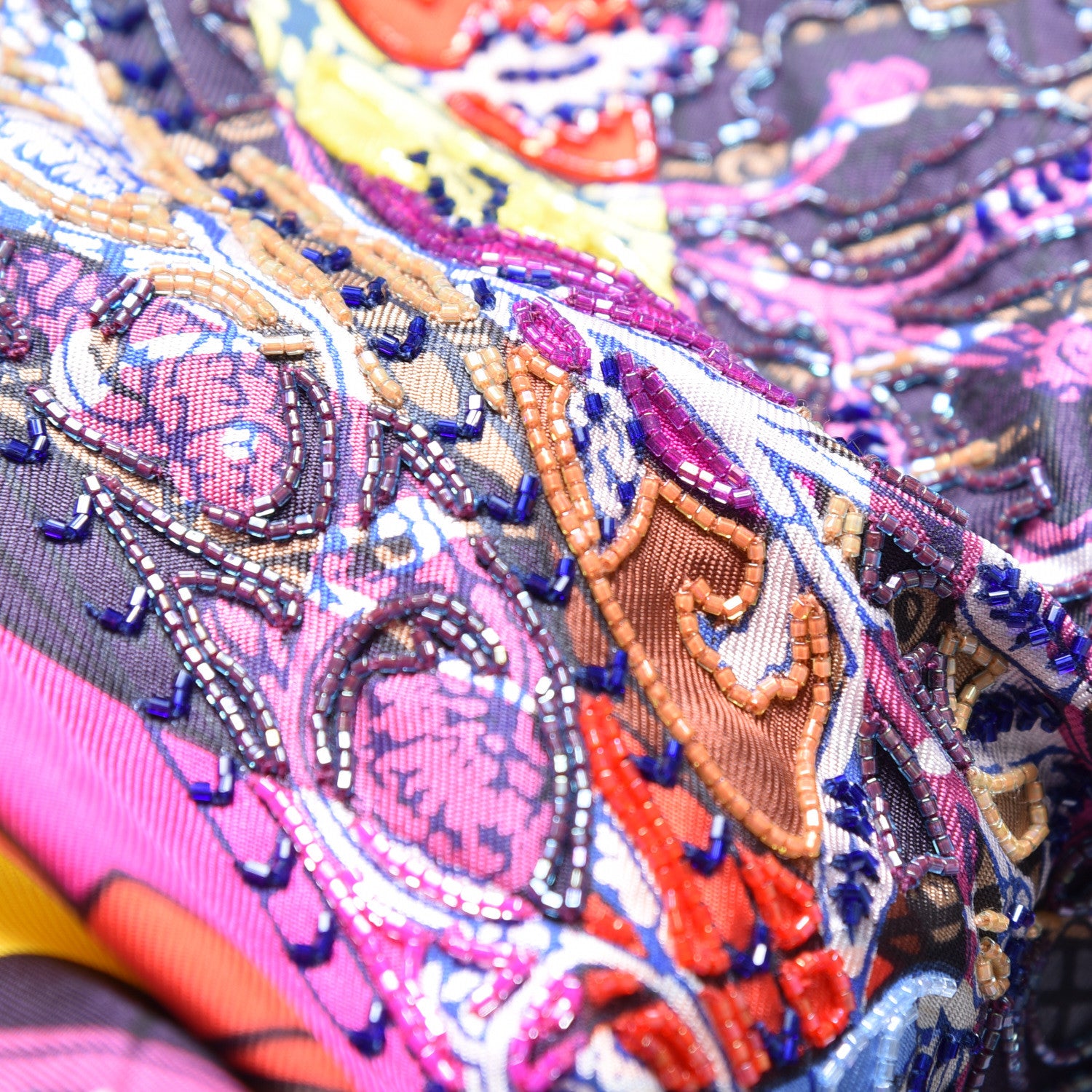 Hermes Silk Embroidered Pegase Au Bloc Exceptional Scarf 140 Rose Indien 9 of 9