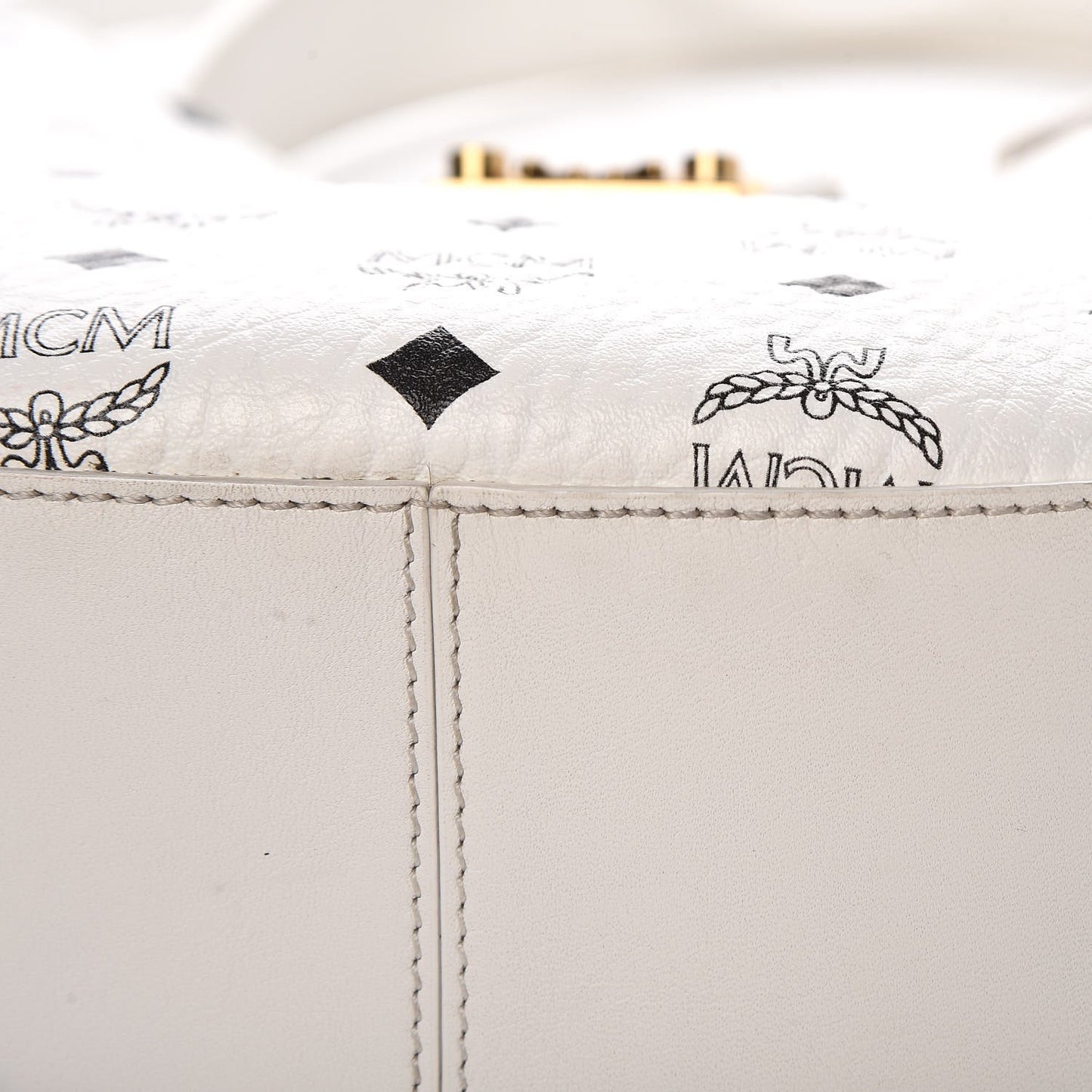 Visetos Patricia Hobo White