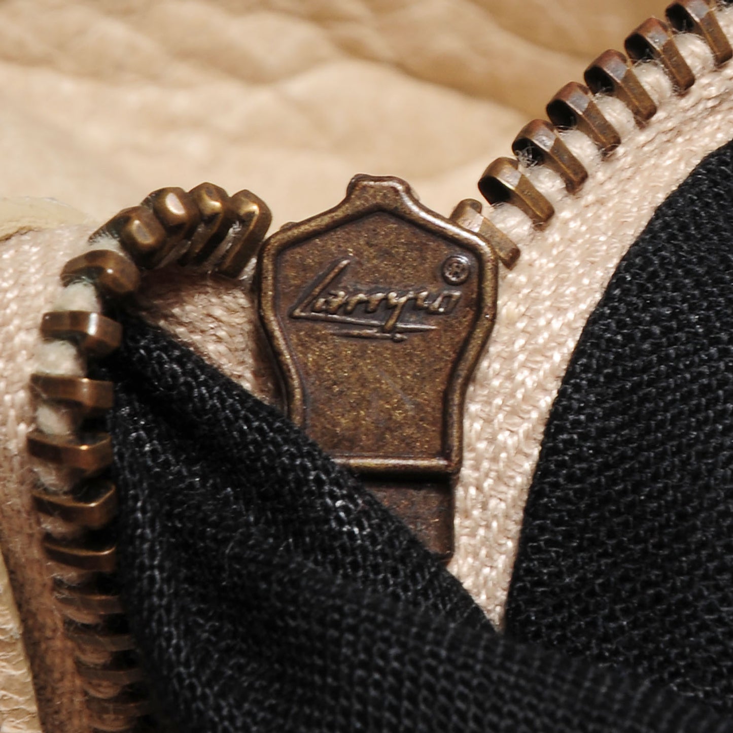 Agneau Large Sunday Tote Sahara