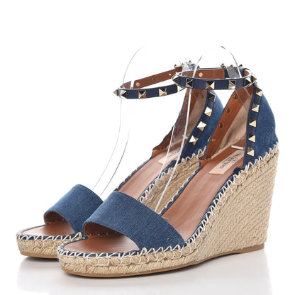 Valentino Garavani Denim Rockstud Ankle Strap Espadrille 15/105mm Wedge Sandals 40 Light Denim 3 of 8