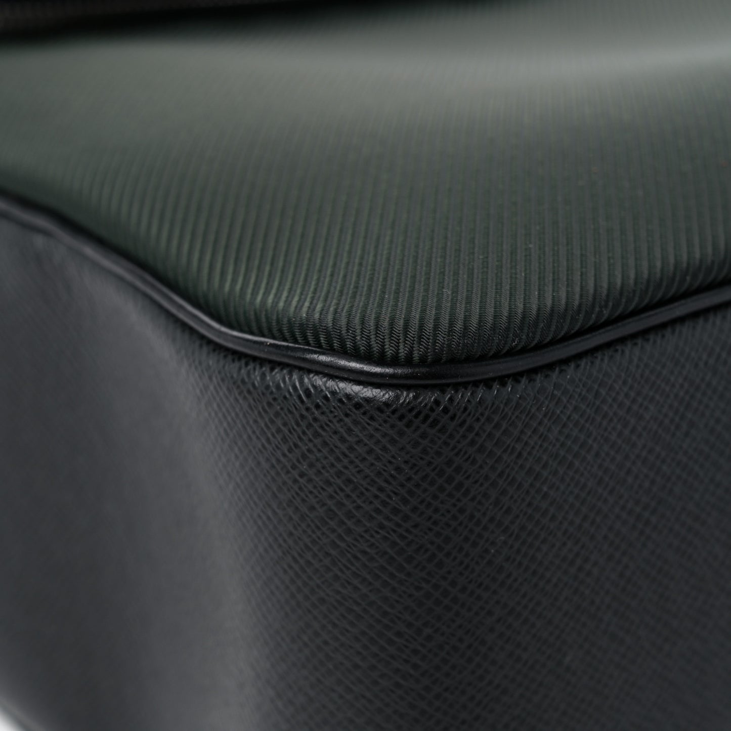 Taiga Taimyr Messenger Bag Grizzli