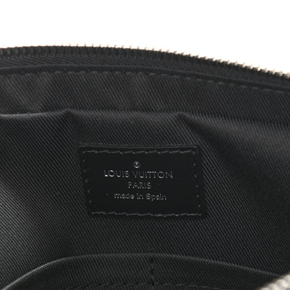 Louis Vuitton Damier Graphite Messenger 6 of 11