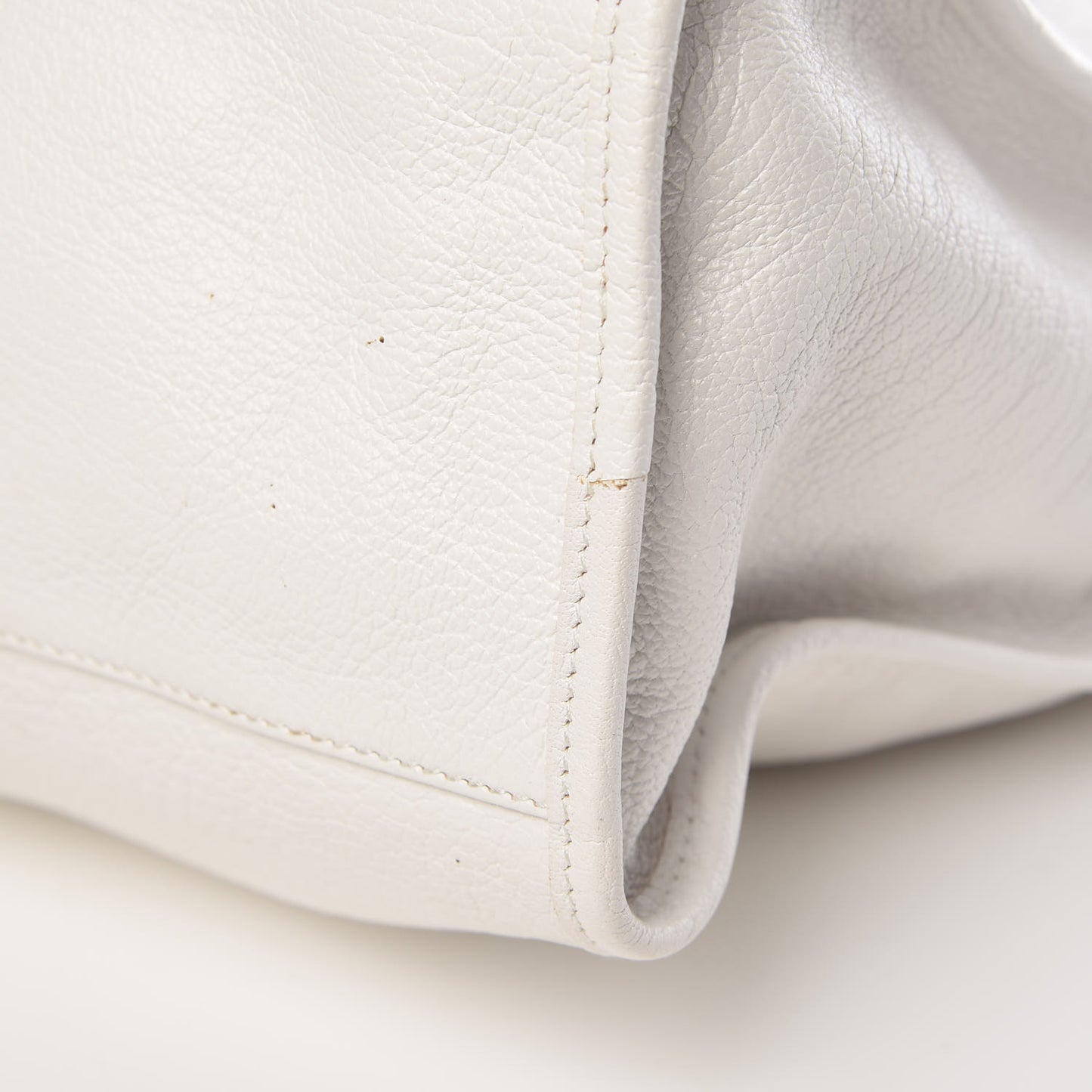 Chevre Silver Metallic Edge Hardware City White