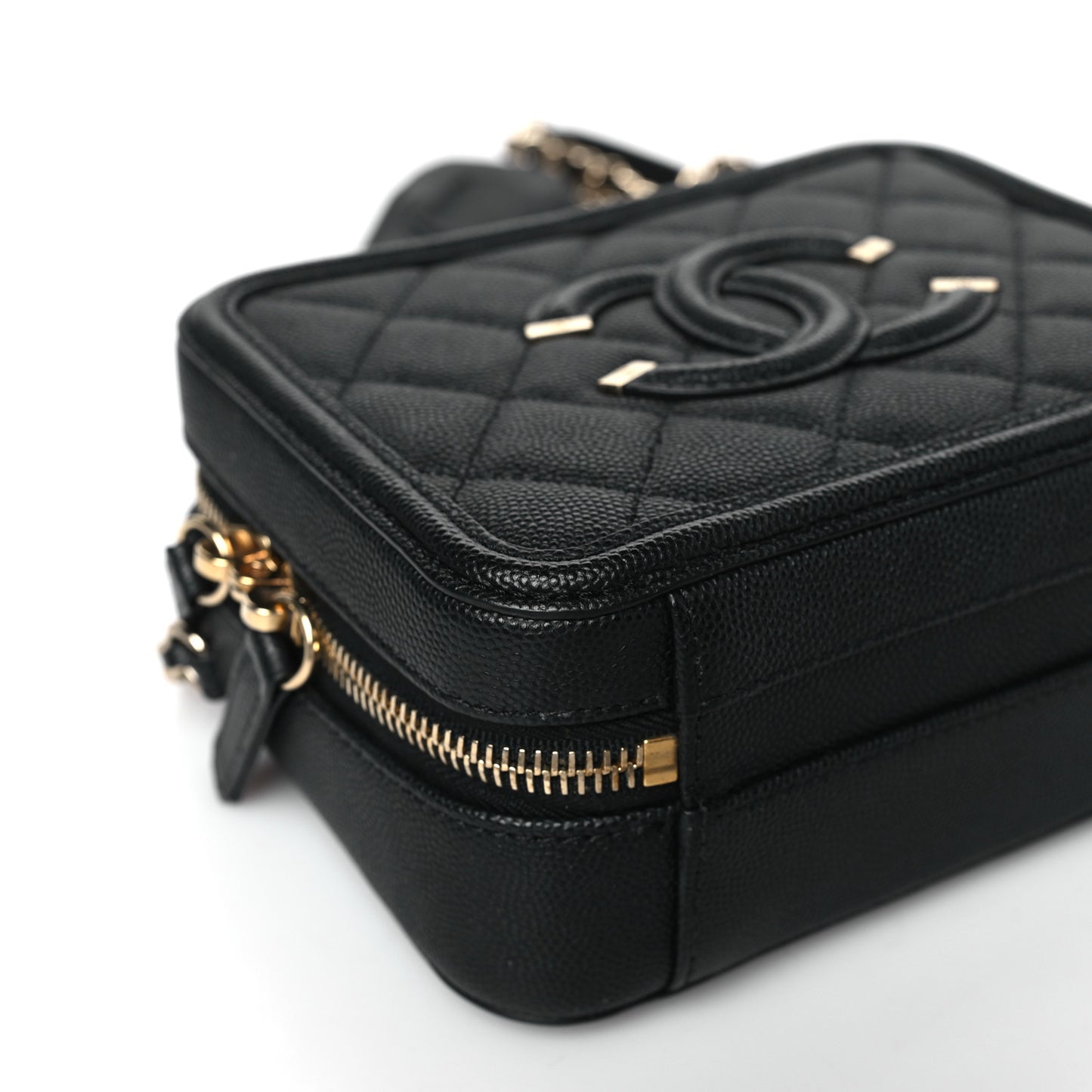 Caviar Quilted Small CC Filigree Vanity Case Black