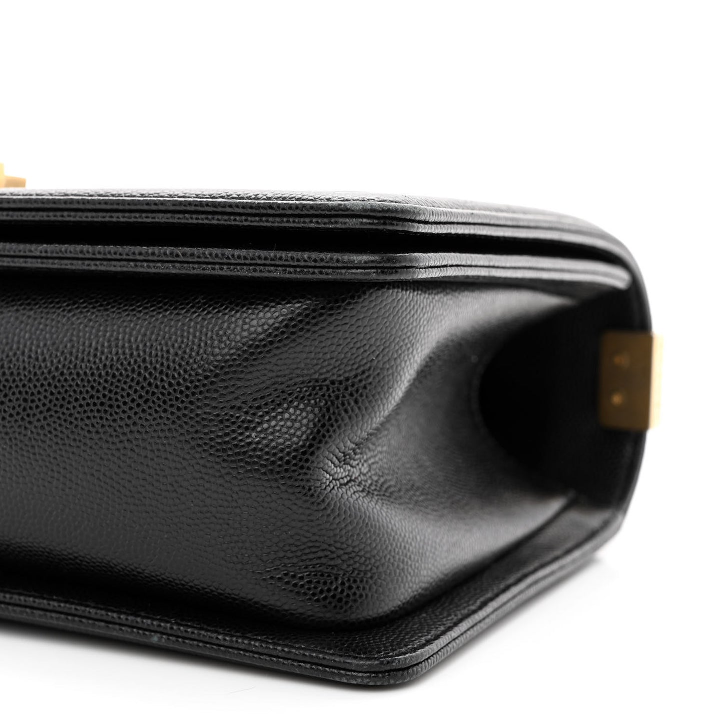 Caviar Quilted Medium Boy Flap Black